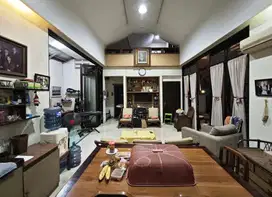 Rumah 2 Lt, 5 menit ke Alam Sutera, LT 124 m2, 3 Kamar + 2KM