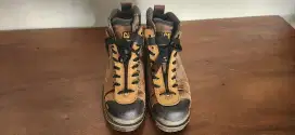 Safety shoes Caterpillar