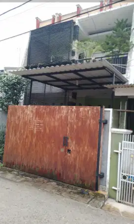 Dijual Cepat rumah kondisi apa adanya berlokasi di Bumi Mutiara