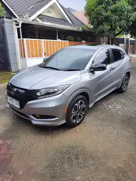 Jual Cepat !! Hrv Prestige sunroof 2018