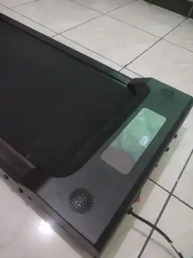 treadmill merk twen, pemakaian baru 1 bulan masih mulus banget