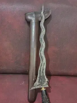 Keris Sepuh Dhapur Carita Gandu Luk 11
