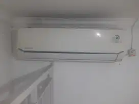 Ac Sharp 1/2 PK seperti baru