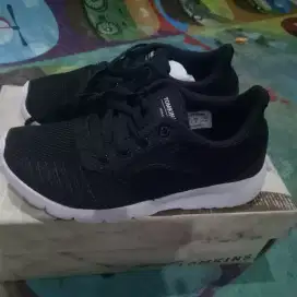 Tomkins dumbo size 33