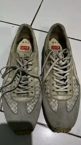 Sepatu Onitsuka Tiger