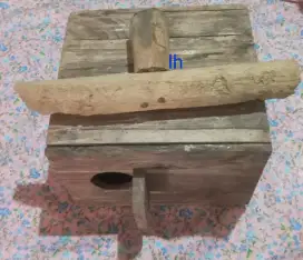 Kandang burung kotak kayu