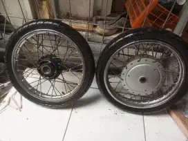 velg dan ban mio