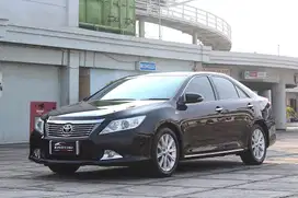 Camry V 2013 AT LOW KM 90rb TGN 1 Dr Baru Hitam Metalik Mulus