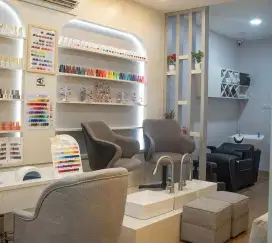 Dijual usaha salon di daerah kelapa Gading