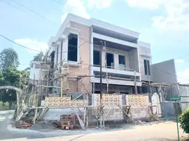 Rumah Mewah 2Lt Progres Bangun Dekat Kampus UMS Laweyan