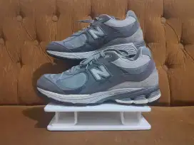 New Balance 2002R Grey