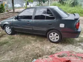 Sedan Suzuki esteem 1600 cc
