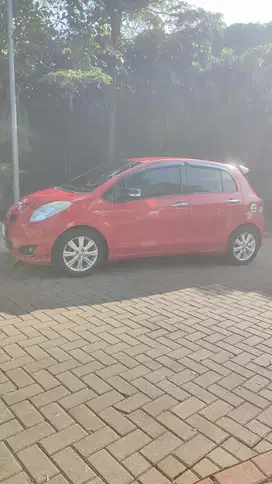 Toyota Yaris 2011 Bensin