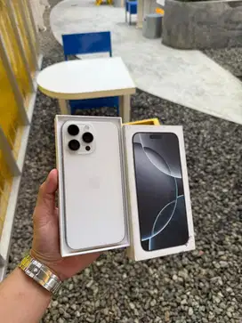 IPHONE 16 PRO MAX 256GB