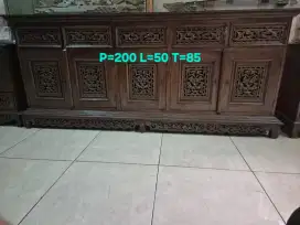 Pindah rumah. Harus terjual. Bufet jati ukir