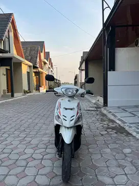 Mio Sporty 2008 putih