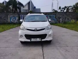 Toyota Avanza Veloz 1.5 metik 2014 mobil bekas murah