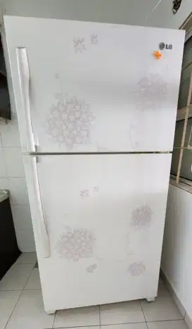 Kulkas LG super besar