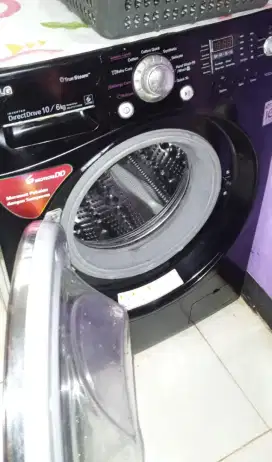 Mesin Cuci Frontloading LG 10kg sdh dryer,bs 100% kering,Like new,nego