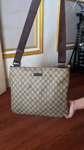 GUCCI 201446 Beige Brown GG Sling Bag 100% AUTHENTIC ORIGINAL