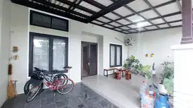 CUMA 2Man RUMAH TERAWAT DEPAN TAMAN JALAN LEBAR CENTRAL PARK A YANI