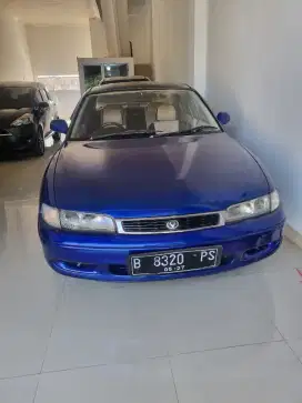 Di jual mazda cronos th 2000