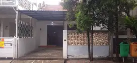 Rumah Minimalis di Komplek Puri Dago dekat Jl Terusan Jakarta