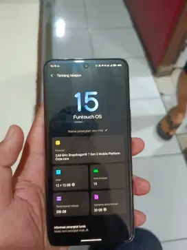 VIVO V50 12/256 GB 5G PEMAKAIN BARU 1 MINGGU