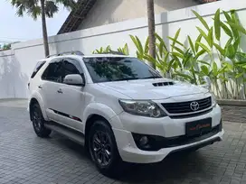 Toyota Fortuner TRD VNT Turbo Diesel AT