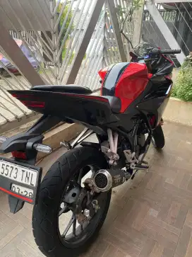 HONDA CBR 2023 MERAH Kileter RENDAH 7000an ASLI