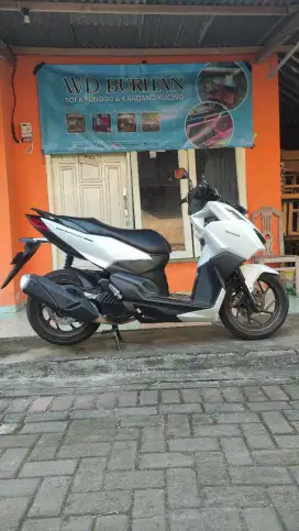 Vario 160 ABS tahun 2022 termurah