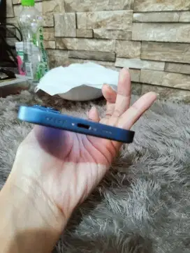 iPhone 13 128 BLUE