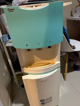 Dispenser cosmos