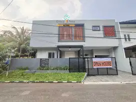 Rumah BrandNew 2.5 Lantai Dalam Cluster Favorit Bintaro Sektor 9