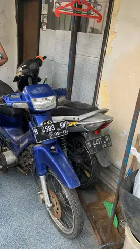 KAZE R rongsok bisa untuk bahan . BANDUNG