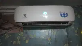 Jual AC Polytron 1/2 PK normal