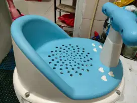 Kursi Mandi Bayi