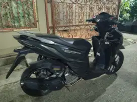 Vario 150 2017 led old