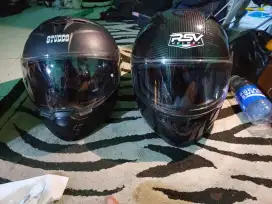 Fs Helm Mulus gras kyk baru blm dipakai kecuali cm ngetes
