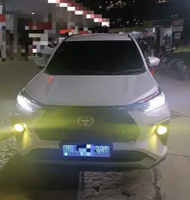 VELOZ Q TSS Putih 2023