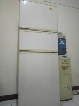 Kulkas LG ExpressCool  3 pintu