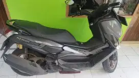 Jual motor NMAX pemakaian pribadi