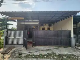 Rumah Nyaman & Strategis di Meruyung, Limo - Dekat Tol