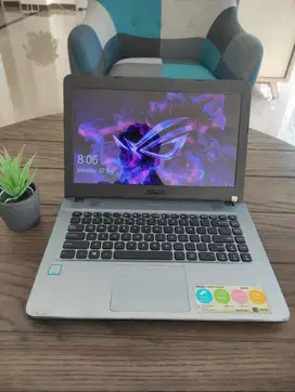 Laptop kuliah Asus X441U core i3 gen 6