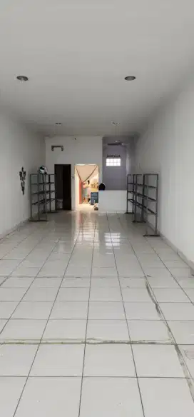 Disewakan Ruko 3 Lantai di Jamika Bandung Kota