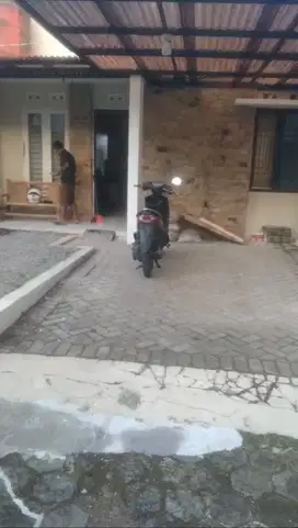 Sewa rumah tahunan