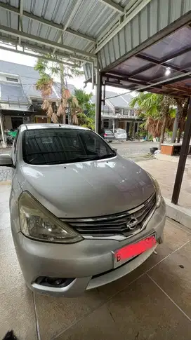 Grand Livina 1,5 XV A/T 2015
