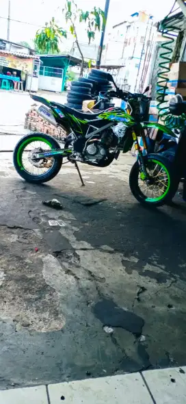 Klx Bf Se 2019 Kawasaki Klx 2019 ukuran L
