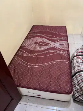 Springbed Clasico Singlebed & Lemari 3 Pintu Frozen Kaca Like New