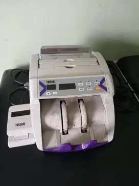Mesin kantor penghitung uang